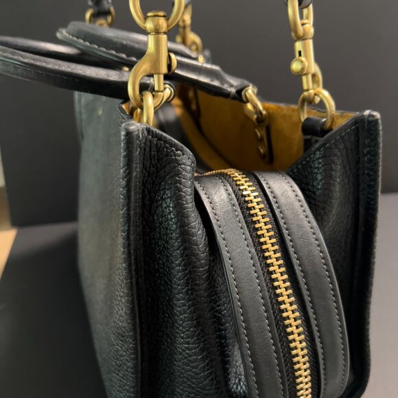 Coach - Rogue Bag In Regenerative Leather - Picture 4 of 16